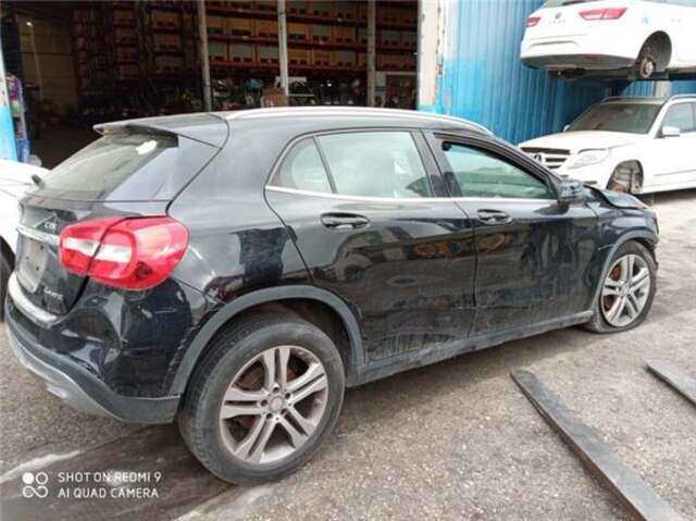 Foto 2ª: Mando Multifuncion Mercedes Clase G 230 2.1 GLA 220 CDI - D 4MATIC (156.905) [2.1 LTR. - 130 KW CDI CAT] [651930]