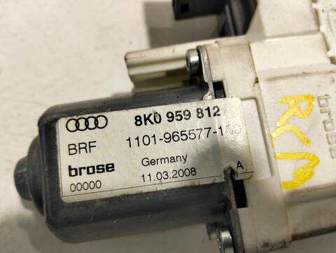 Foto 2ª: Elevalunas Manual Trasero Derecho Audi A4 2.0 16V TDI 143CV (2008)