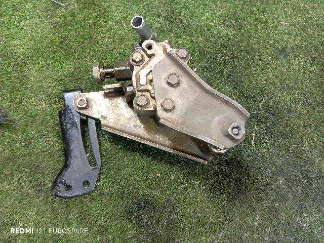 Foto 4ª: Bomba Servodireccion Nissan Patrol 2.8 TD [RD28ETI] (1999)