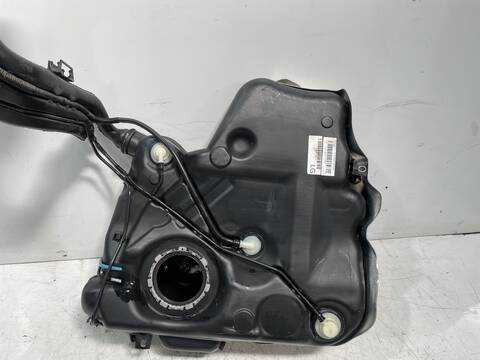 Foto 2ª: Deposito de Combustible Skoda Yeti ACTIVE 105CV 77KW [CBZB] (2014)