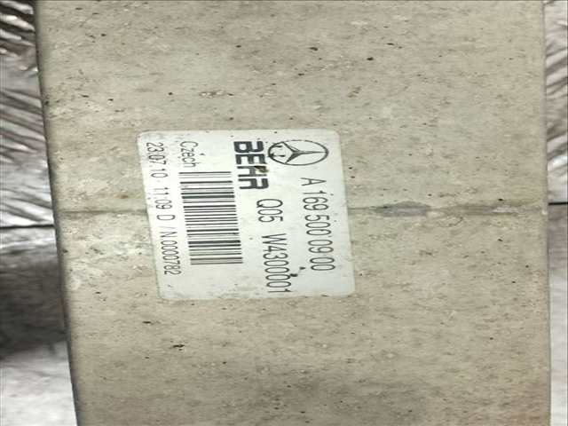 Foto 4ª: Intercooler Mercedes Clase B 150 180 CDI 245.207) 109CV 80KW [OM640940] (2010)