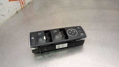 Foto 1ª: Botonera Elevalunas Mercedes Clase C 160 C 200 CDI 204.007) BERLINA 136CV 100KW [651913] (2010)