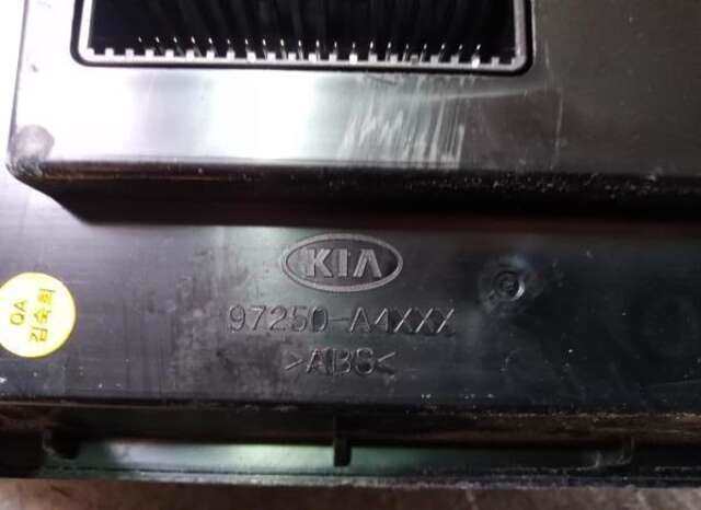 Mando Climatizador Kia Carens 1.6 BASIC [1.6 LTR. - 99 KW GDI CAT]