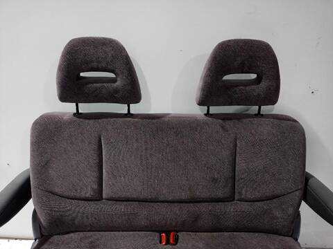 Foto 2ª: Asientos Traseros Chrysler Voyager 2.5 TD FAMILY 116CV [425CLIRSX] (1995)