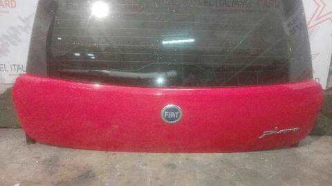 Foto 2ª: Portón Fiat Punto BERLINA