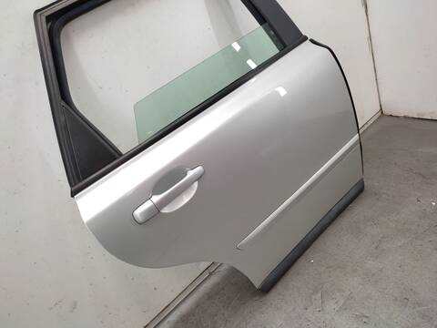 Foto 3ª: Puerta Trasera Derecha Volvo V50 1.6 D 109CV 80KW [4164T] (2007)