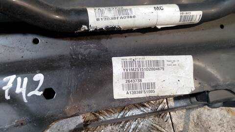 Foto 4ª: Puente Delantero Volvo V40 R-DESIGN MOMENTUM 150CV 110KW [D5204T6] (2013)