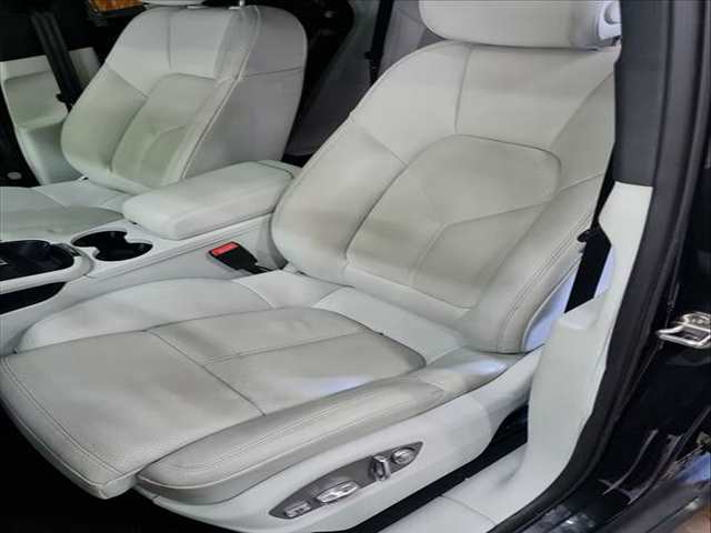 Foto 2ª: Asientos Traseros Porsche Macan GTS 95BBL1) 380CV 280KW [DGRB] (2023)