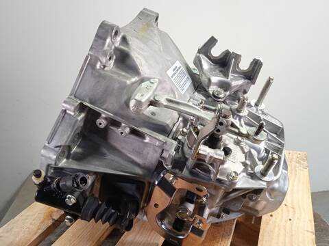 Foto 2ª: Caja Cambios Mazda 3 2.0 SKYACTIV-G M HYBRID HATCHBACK 122CV 90KW [PEXN] (2023)