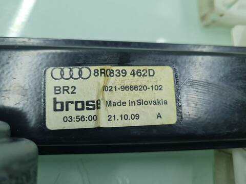 Foto 2ª: Elevalunas Manual Trasero Derecho Audi Q5 2.0 TDI 125KW) 170CV [CAHA] (2009)