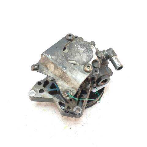 Bomba de Direccion Land Rover Freelander 2.0 DI 4X4