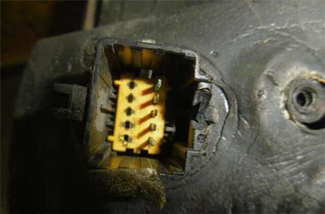 Foto 3ª: Retrovisor Izquierdo Renault Megane II CLASSIC BERLINA (2003-_) [K9KF728]