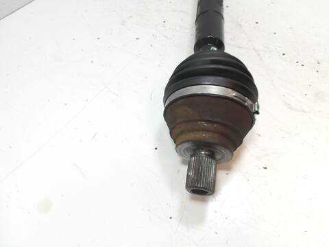 Foto 3ª: Transmision Delantera Derecha Volkswagen Touran CAY (2011)