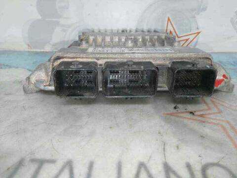 Foto 1ª: Centralita Motor ECU Citroen C3 1.4 HDI CAT 8HY - DV4TED4) 90CV 66KW (1995)
