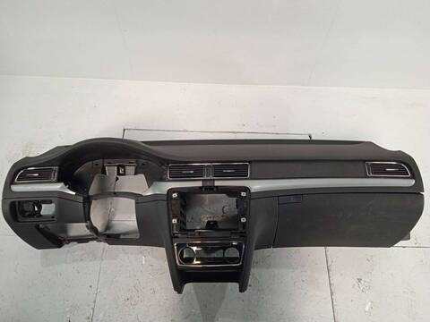 Salpicadero Skoda Superb 1.9 TDI 3T4)