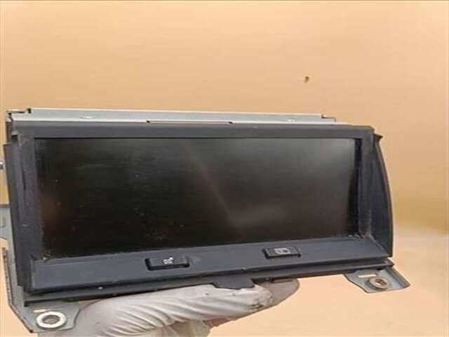 Foto 2ª: Pantalla Multifuncion Land Rover Discovery 2.7 V6 TD EDITION 60 YRS [2.7 LTR. - 140 KW TD V6 CAT] [276DT]