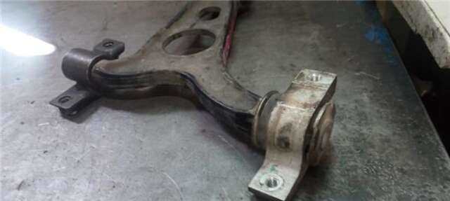 Foto 2ª: Brazo Suspension Delantero Izquierdo Alfa Romeo 147 1.6 T.SPARK DISTINCTIVE [1.6 LTR. - 88 KW 16V CAT] [AR 32104]