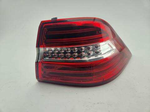 Foto 1ª: Piloto Trasero Derecho Mercedes Clase ML 350 3.0 D 258CV 190KW AUT. W166) BLUETEC 166.004) OM642 [OM642826] (2012)