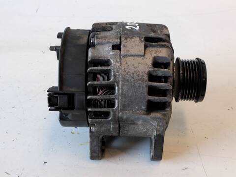 Foto 2ª: Alternador Renault Megane K9K832 BERLINA III BERLINA 5P (2010)