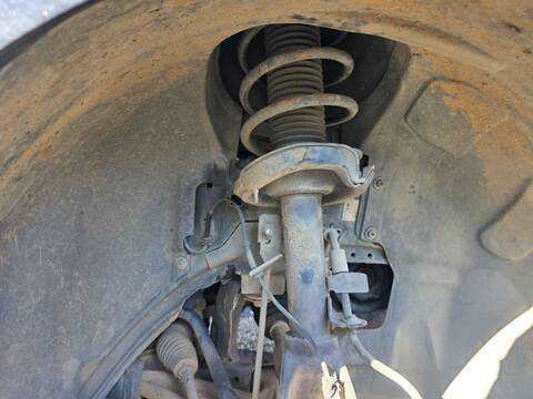 Amortiguador Delantero Derecho Ford Focus IQDB BERLINA