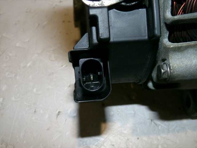 Foto 4ª: Alternador Bmw Serie 3 318 2.0 D E90,2004-2008 [N47D20C] (2010)