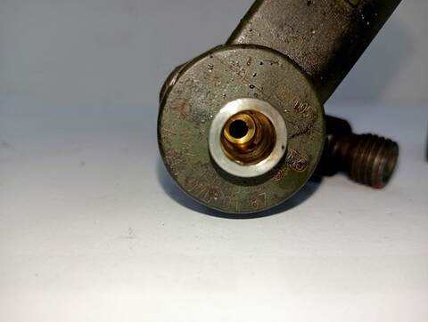 Foto 3ª: Inyectores Mercedes Clase E 180 320 210.065) 224CV (1995)