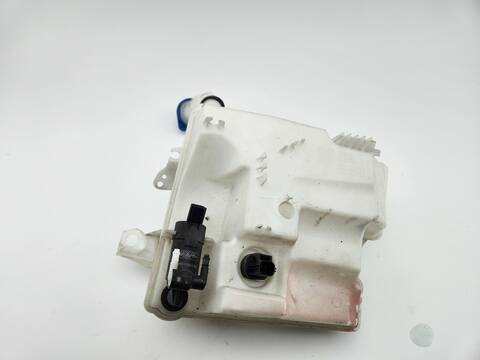Foto 3ª: Deposito Limpiaparabrisas Ford Focus TREND 125CV 92KW [PNDD] (2015)