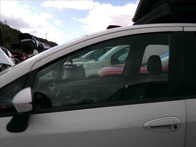 Luna Delantera Izquierda Fiat Linea 1.6 JTD 2007-2013