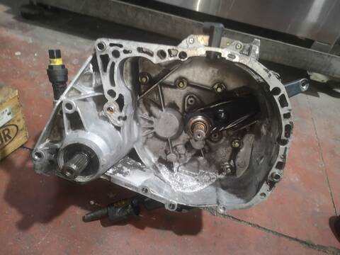 Foto 2ª: Caja Cambios Renault Clio F9Q780 (2000)