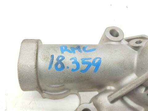 Foto 3ª: Bomba de Agua Mitsubishi Space Wagon 2.4 GDI CAT 150CV 110KW [4G64] (1999)