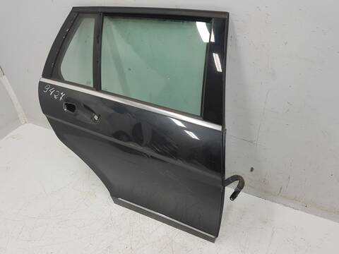Foto 3ª: Puerta Trasera Derecha Mercedes Clase C 160 C 250 T CDI 4-MATIC BE 204.282)