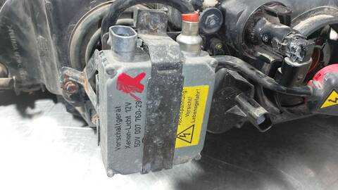 Foto 3ª: Faro Derecho Bmw Serie 5 518 530D EXCLUSIVE 193CV 142KW [M57D30] (2002)