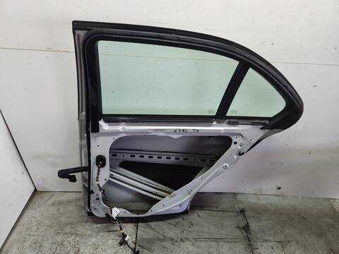 Foto 2ª: Puerta Trasera Derecha Mercedes Clase C 160 C 220 CDI 204.008) BERLINA 170CV 125KW [646811] (2009)
