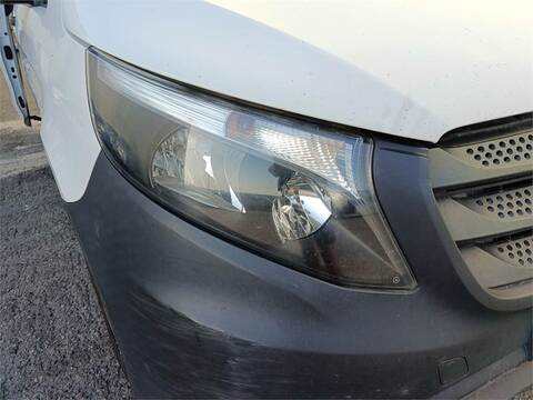 Faro Derecho Mercedes Vito 651950 FURGON