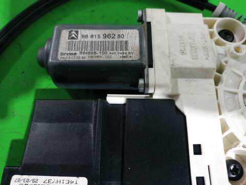 Foto 2ª: Elevalunas Eléctrico Delantero Derecho Citroen C5 ATTRACTION BERLINA 109CV 80KW [9HYDV6TED4] (2007)
