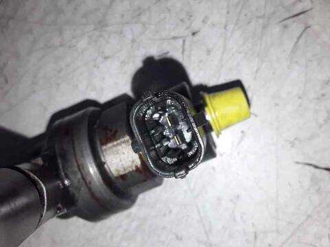 Foto 3ª: Inyectores Opel Astra 1.7 16V CDTI BERLINA 101CV