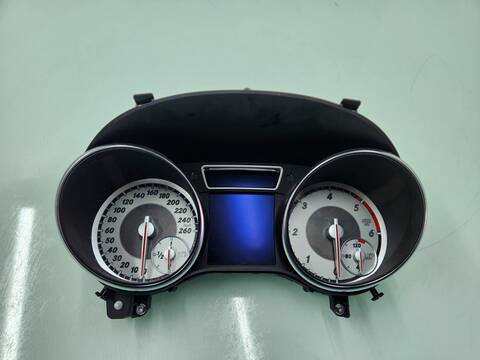 Cuadro de Instrumentos Mercedes Clase G 230 GLA 200 CDI 156.908) 136CV 100KW