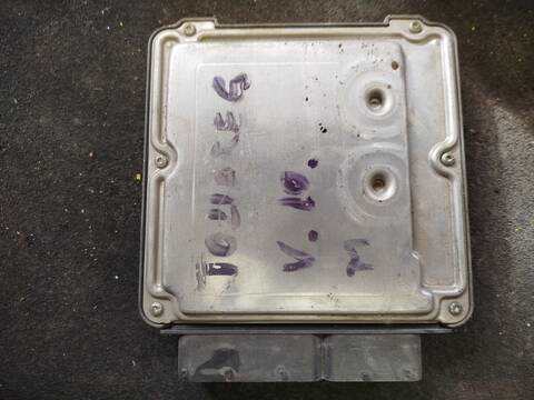 Foto 2ª: Centralita Motor ECU Volkswagen Touareg VERSION INDEFINIDA (2002)