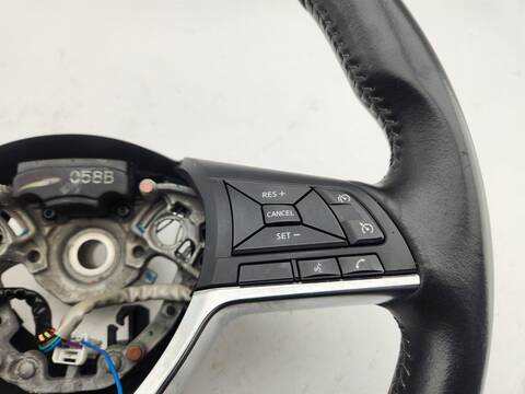 Foto 3ª: Volante Nissan Qashqai ACENTA 140CV 103KW [HR13] (2020)