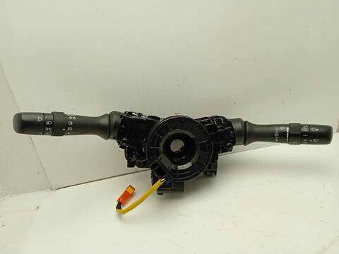 Mando Luces Toyota Auris 1.3 16V CAT 74KW