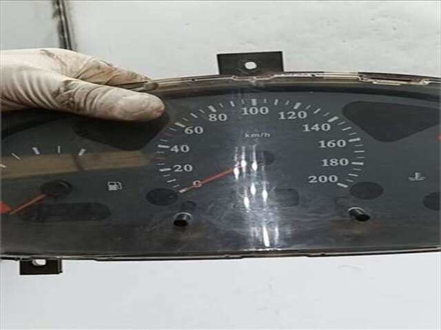 Foto 2ª: Cuadro de Instrumentos Nissan Micra 1.0 LX [1.0 LTR. - 40 KW 16V CAT]