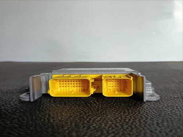 Foto 2ª: Centralita Airbag Hyundai Santa Fe 2.2 CRDI CAT 150CV (2006)