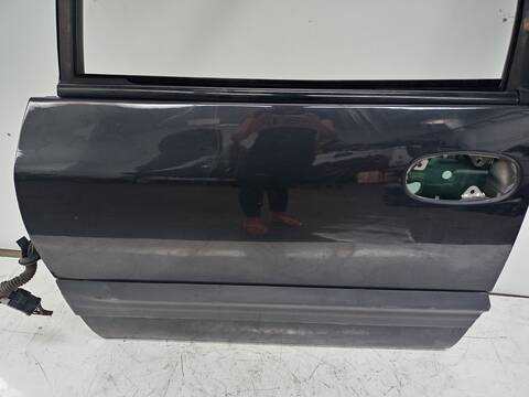 Foto 3ª: Puerta Delantera Izquierda Chrysler Voyager 2.5 TD FAMILY 116CV 85KW [425CLIRSX] (2000)