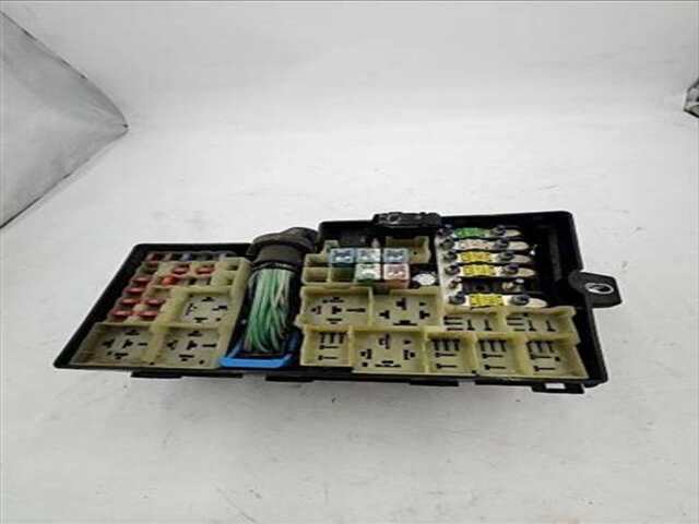 Foto 3ª: Caja Reles Fusibles Ford Focus 1.6 TREND [1.6 LTR. - 66 KW TDCI CAT] [HHDA]