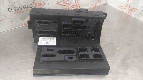 Foto 2ª: Caja Reles Fusibles Mercedes Clase E 180 E 220 CDI 211.006) BERLINA 150CV 110KW [646961] (2005)