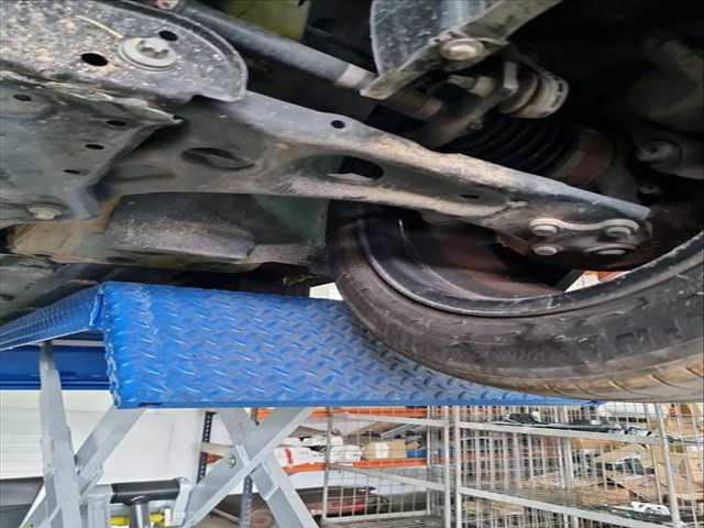 Brazo Suspension Delantero Izquierdo Peugeot 208 1.2 PURETECH 100 101CV 74KW