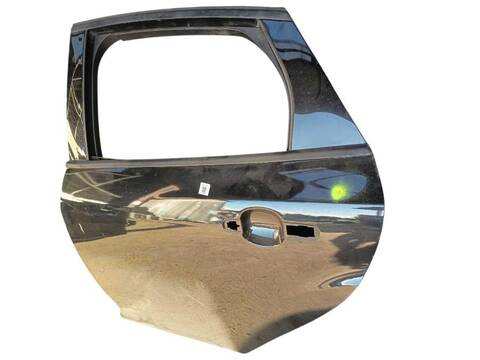 Foto 3ª: Puerta Trasera Izquierda Ford Focus 1.0 ECOBOOST (2010)