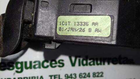 Foto 3ª: Mando Multifuncion Ford Transit FT 350 2.4 LARGO 120CV 88KW CAJA ABIERTA [D4FA] (2001)