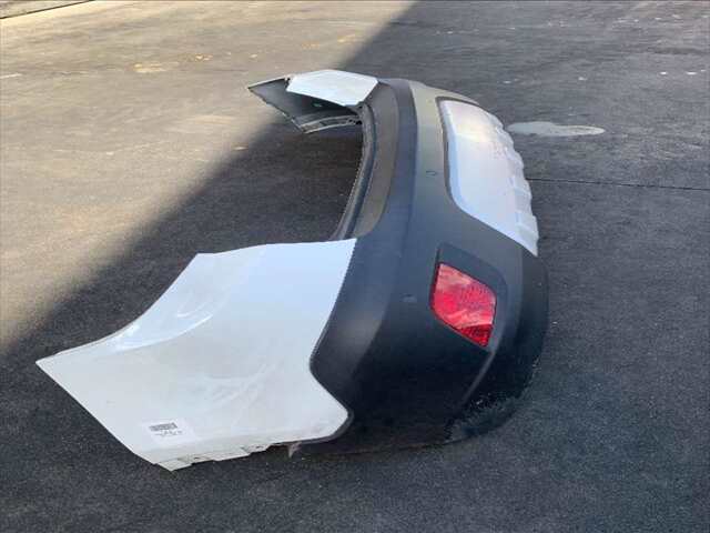 Foto 2ª: Paragolpes Trasero Opel Mokka MOKKA CROSS CITY 1598 CC 1.6 LTR) 136CV/100KW [LV 0CV [B16DTH] (2015)