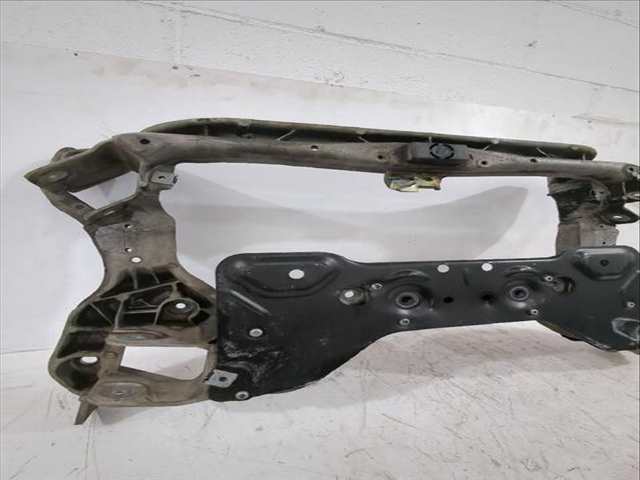 Foto 3ª: Puente Delantero Mercedes Clase C 160 CLK 240 209.361) 170CV [M 112.912] (2002)